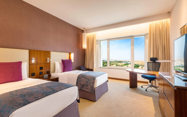 Crowne Plaza Muscat OCEC by IHG