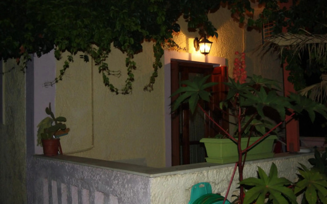 Smaragda Hotel