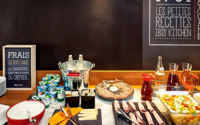 ibis Lyon Est Bron