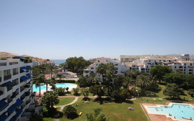 Luxurious Penthouse Puerto Banus