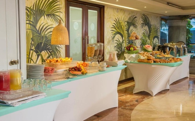 Country International Hotel