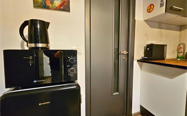 AMZEI Studios & Suites