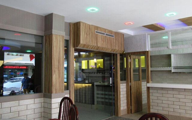 Paragon Nagoya Hotel Batam