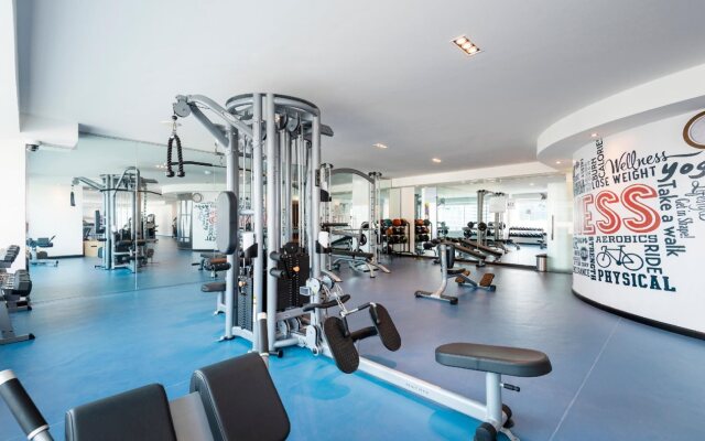 Centara West Bay Hotel & Residences Doha