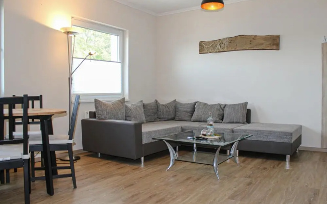 Beautiful Apartment in Lembruch With 1 Bedrooms and Wifi