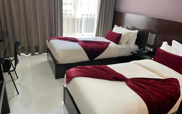 Hotel La Capitale