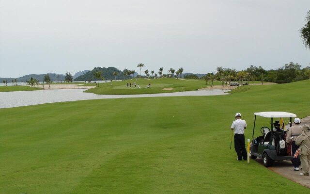 Mission Hills Phuket Golf Resort