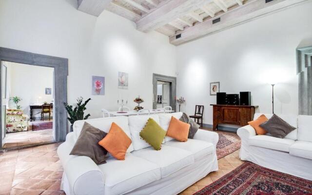 Via Dei Cartari Luxury Appartament