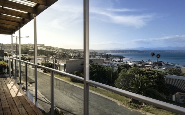 Aqua Marina Guest House