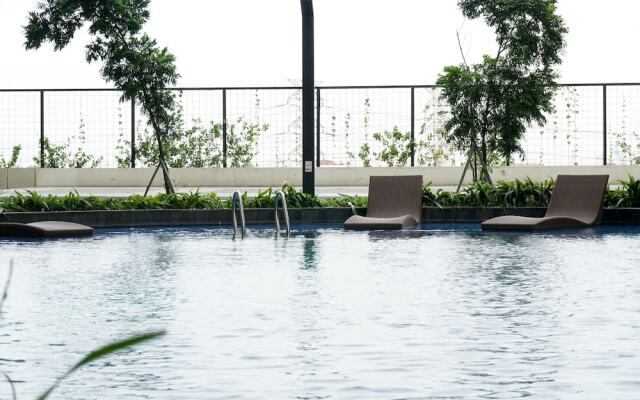 Modern And Fully Furnished Studio at Puri Orchard Apartment