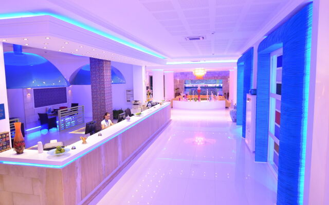 Phoenicia Luxury