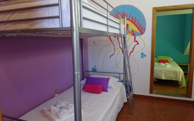 Faro Beach Life Hostel