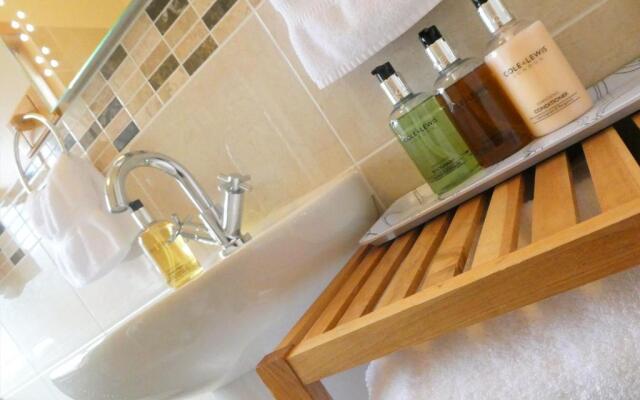 The Willows - Room Only Accommodation