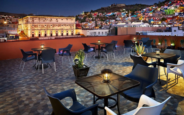 Hotel Murillo Plaza