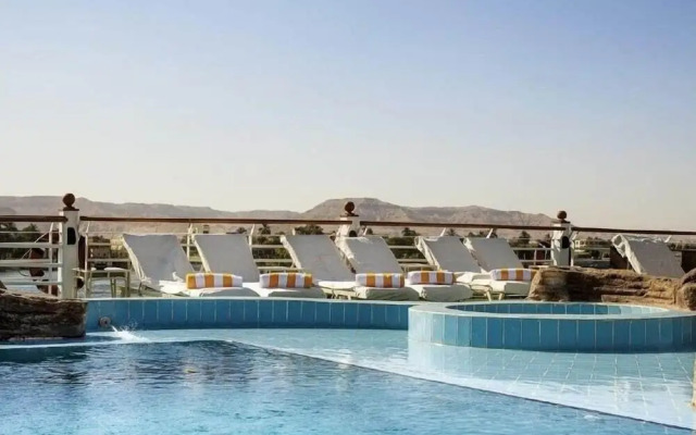 Mövenpick MS Royal Lotus