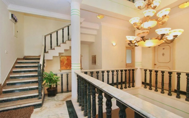 OYO Green Villa