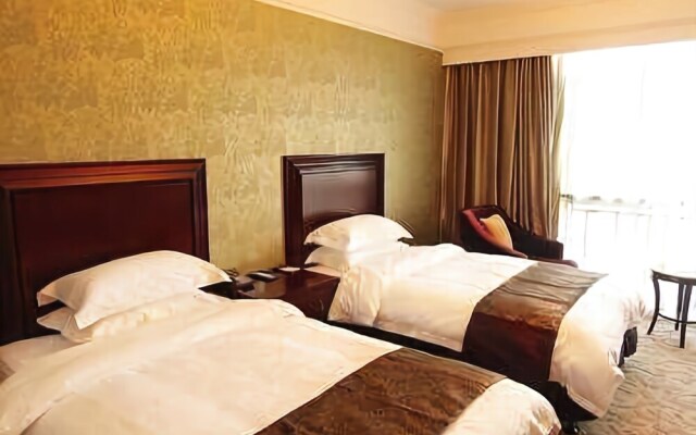 Home Inn Huaxuan Select Hotel (Jiaxing Wanda Plaza Branch)