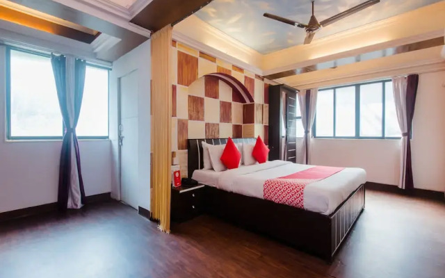 OYO 11879 Ashu Bini Hospitality Pvt Ltd Kalptaru