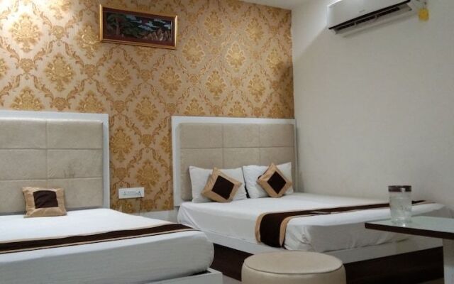 Hotel Grand S M Regency