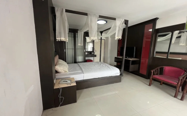 Phongsathon Mansion