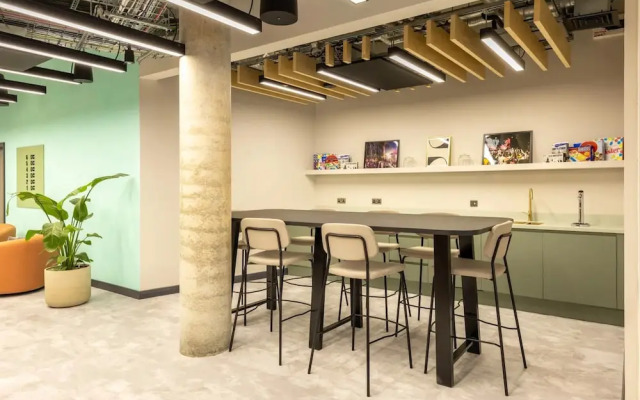 Student Only Winfield Court