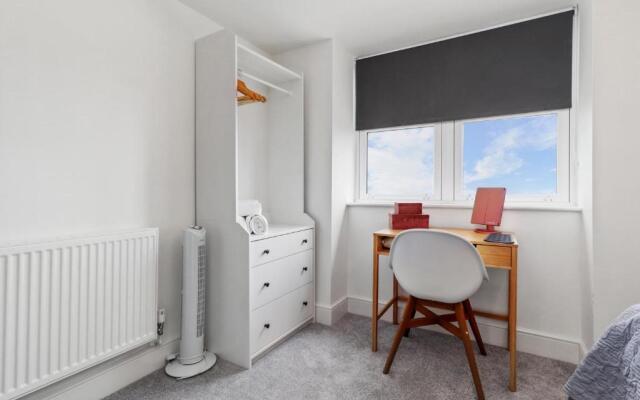 SkyView Eastbourne 24