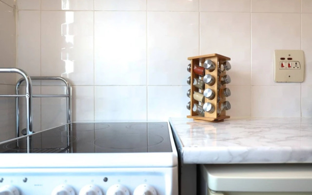 Fantastic Central Apartment With Balcony in Fitzrovia