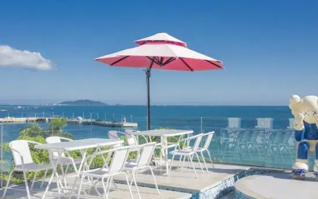 Sanya Panda's Powder House Sea View Beautiful Suites