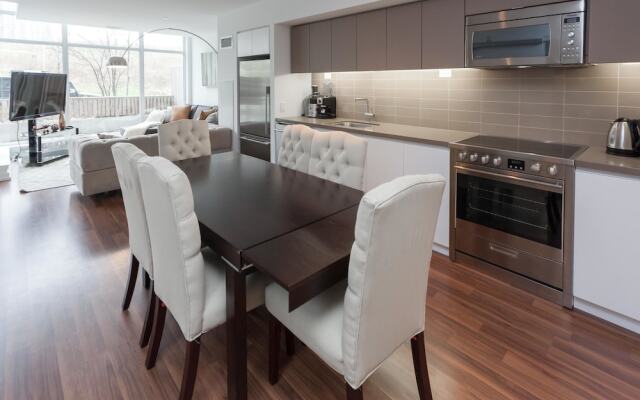 Applewood Suites - Condo Townhome