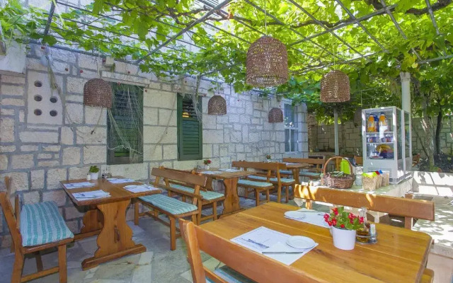 Guest House Lovrić