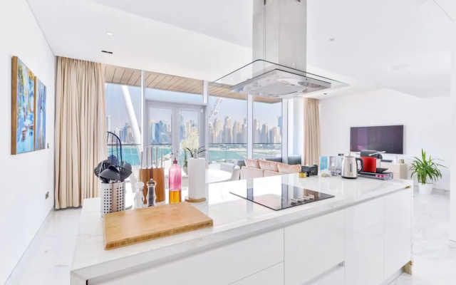 Stylish 2BR on Bluewaters Island