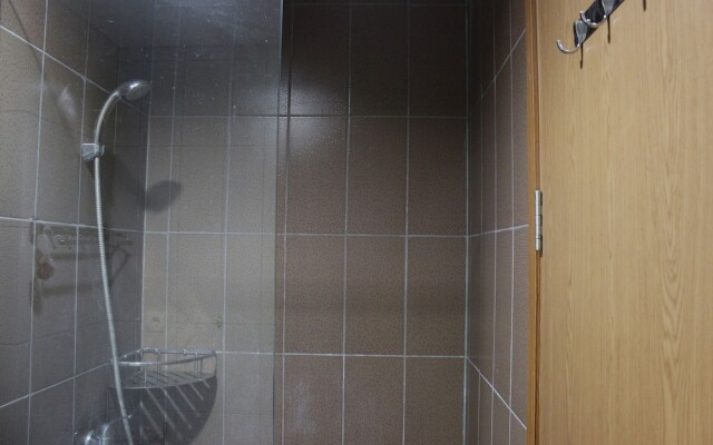 Stylish 1BR near ITB University at Dago Suites Apartment