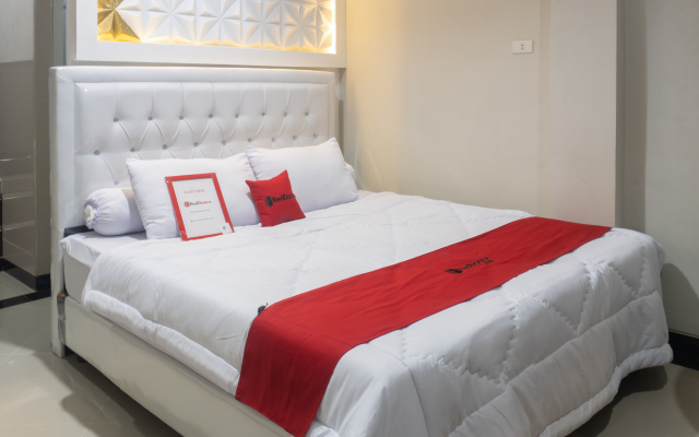 Reddoorz Syariah Near Pasar Aceh Shopping Centre – Guest Rooms – Banda Aceh