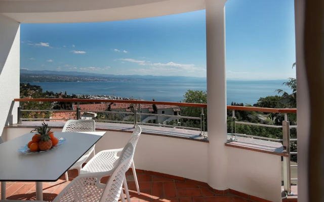 New Luxury Apartments