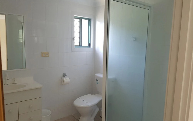 Lucinda Fishing Lodge