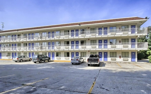 Motel 6 New Cumberland, PA - Harrisburg - Hershey South