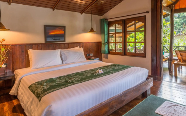 Koh Jum Ocean Beach Resort