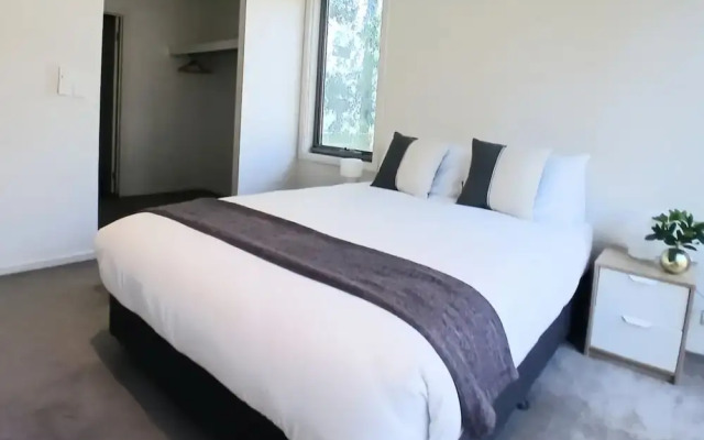 Readyset Townhouses at Mosaic