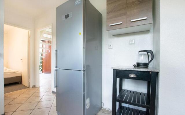 Tolstov House - 6 Room Villa with Garden - 15min Messe DUS