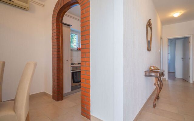 Apartment Šegulja St.Georges-de-Montclard 14289