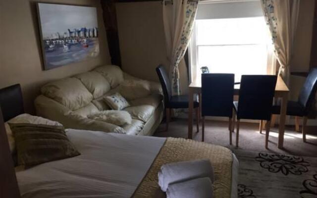 The Shipwrights Arms Hotel