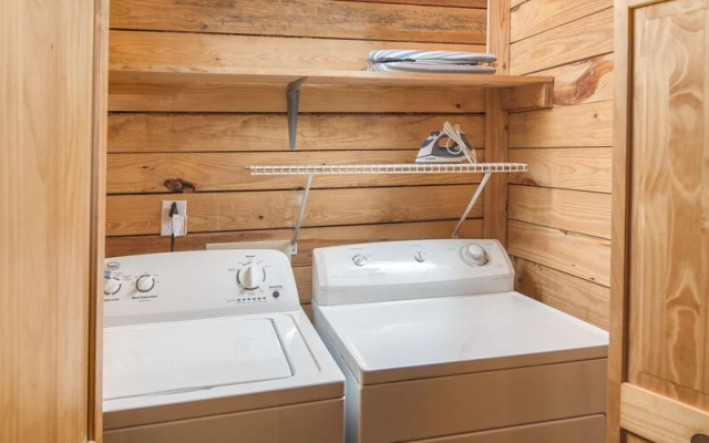 Red Feather Cabins 320