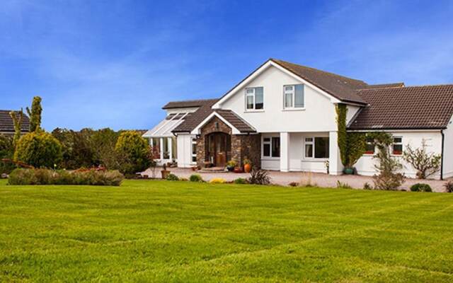 Sunville House