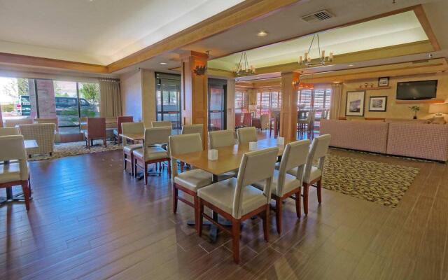 Comfort Inn