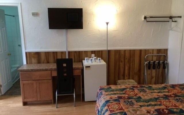 Carleton Motel & Coffee Shop