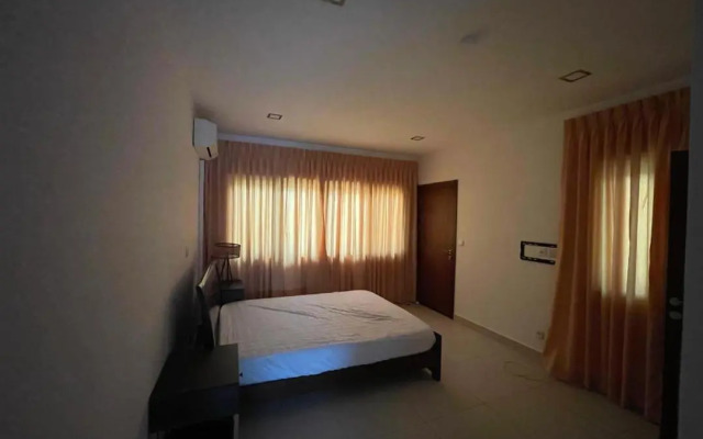 Spectacular Deluxe Suite Available