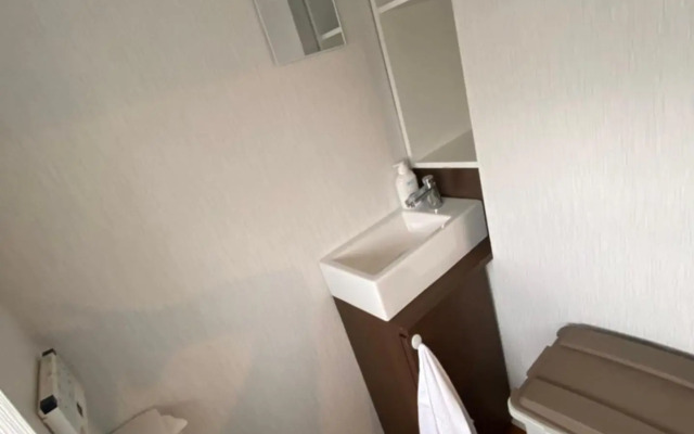 Takemura Building 301