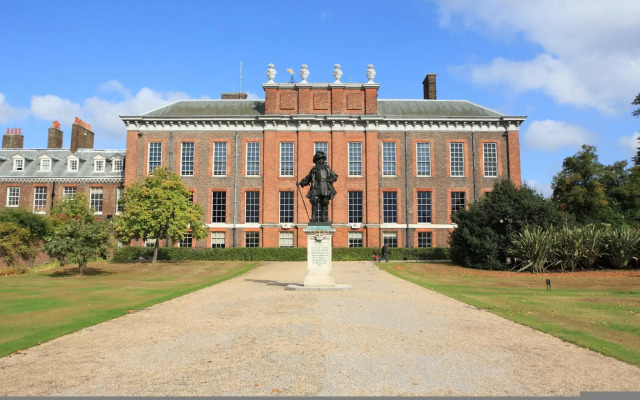 Hobart Hall