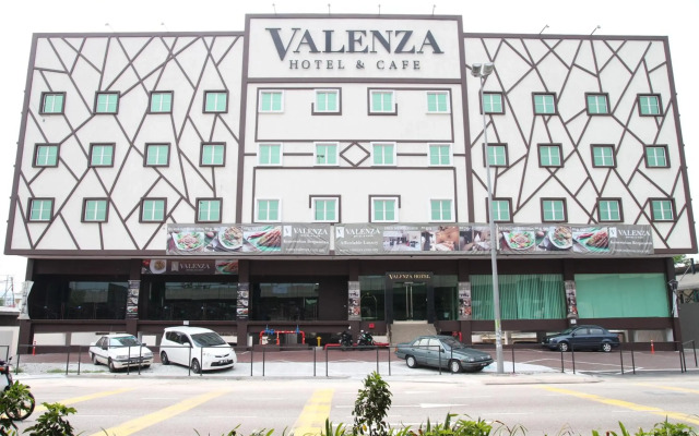 Valenza Hotel & Cafe