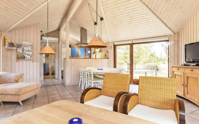 8 Person Holiday Home in Fjerritslev-by Traum